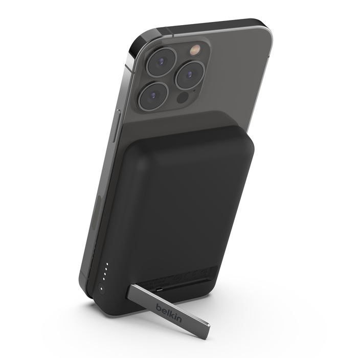 Belkin BOOST CHARGE Magnetic Wireless + Stand Power Bank, Black 5000mAh