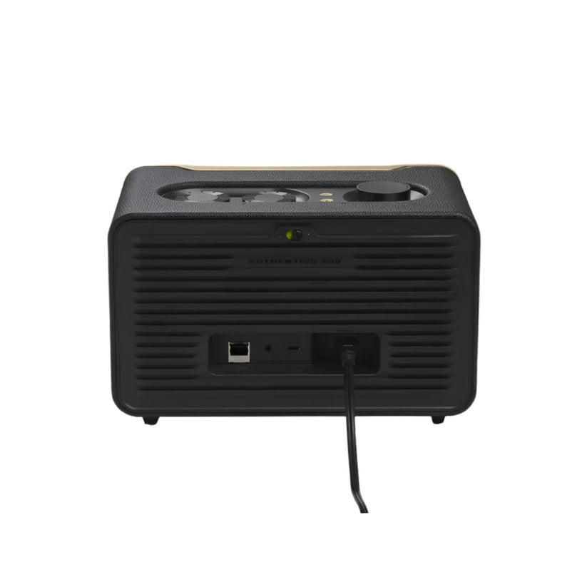 JBL Authentics 200