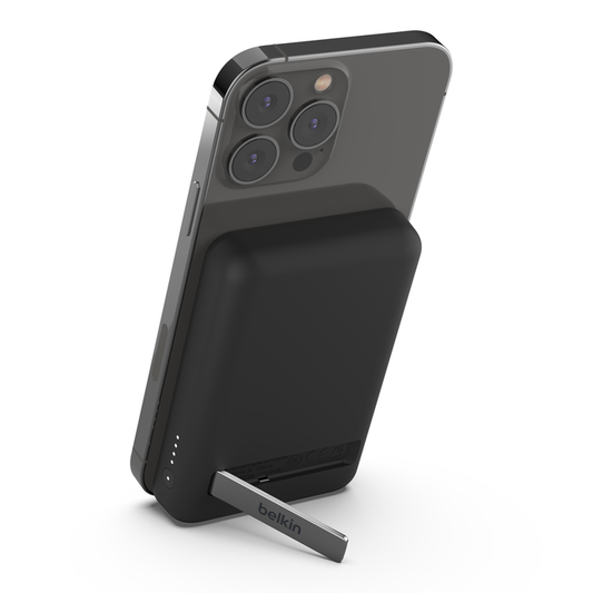 Belkin BOOST CHARGE Magnetic Wireless + Stand Power Bank, Black 5000mAh