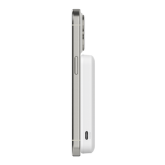 Belkin 5K QI2 Wireless Powerbank + Kick Stand - White