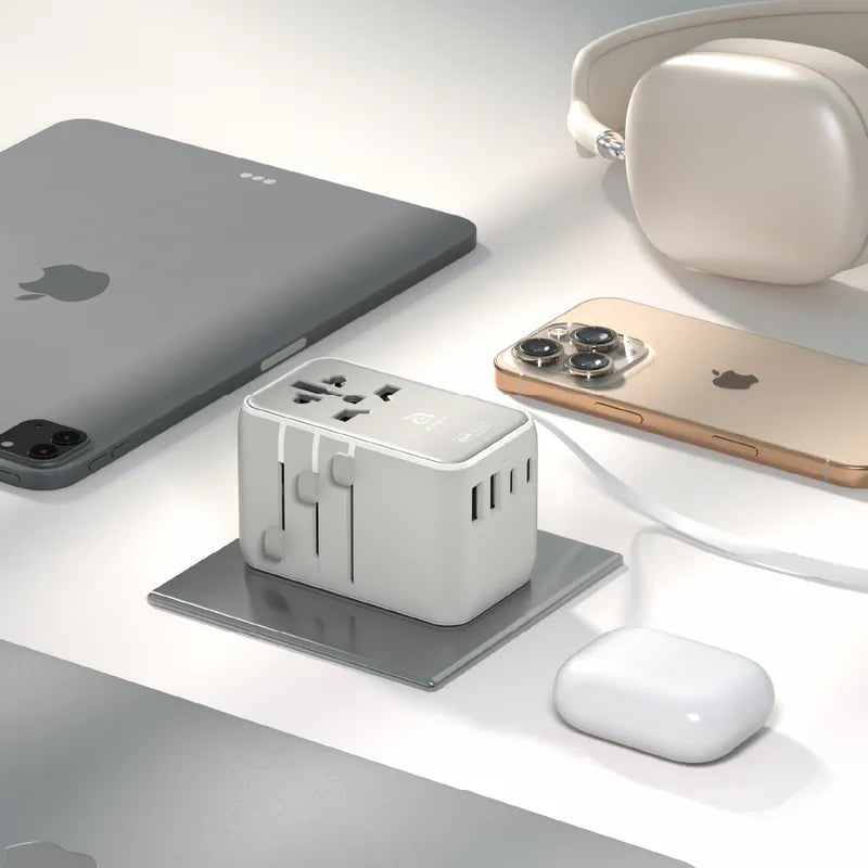 ADAM elements T35L 35W Universal Travel Adapter with Built-In USB-C Cable (Grey)