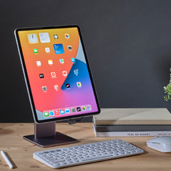 ADAM elements Mag M Pro Magnetic 8-in-1 iPad Stand Hub 11