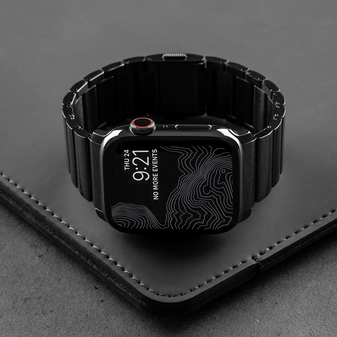 Nomad Titanium Band (Version 2) for Apple Watch 45/44/42mm - Black Hardware