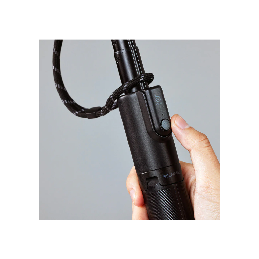 ADAM elements SELFIE Pro Wireless Bluetooth Tripod Selfie Stick (1335mm) + SELFIE Light
