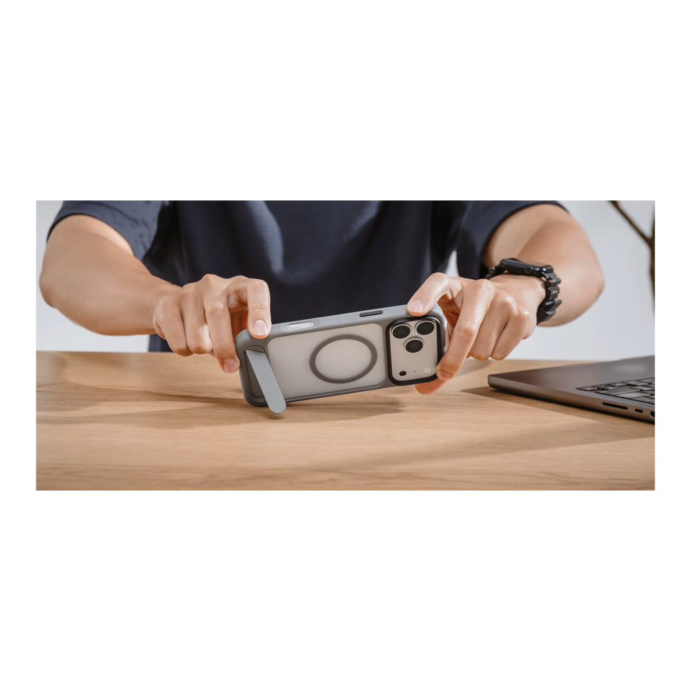 Switcheasy EasyStand M | Magsafe for iPhone 18 Pro Max / 17 Pro Max - Black