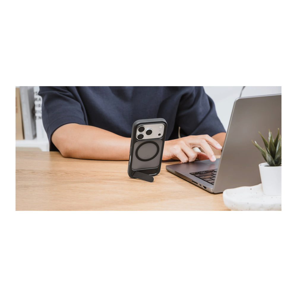 Switcheasy EasyStand M | Magsafe for iPhone 18 Pro Max / 17 Pro Max - Black