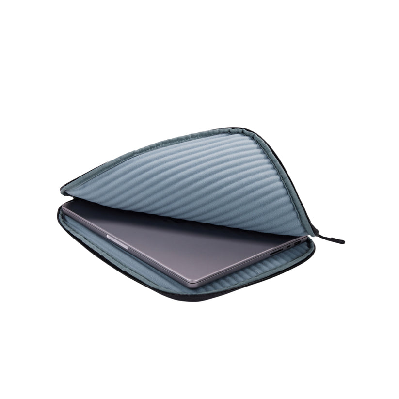 Thule Subterra 2 MacBook Sleeve 14 - Black