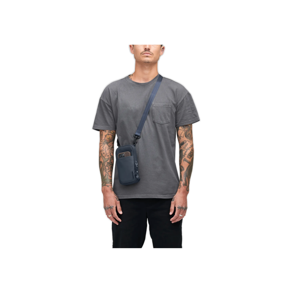 Incase A.R.C. Small Crossbody Bag Navy